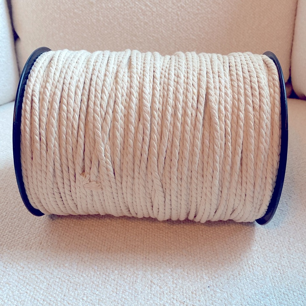 🩷🩵Macrame Cord - Picture 2 of 7